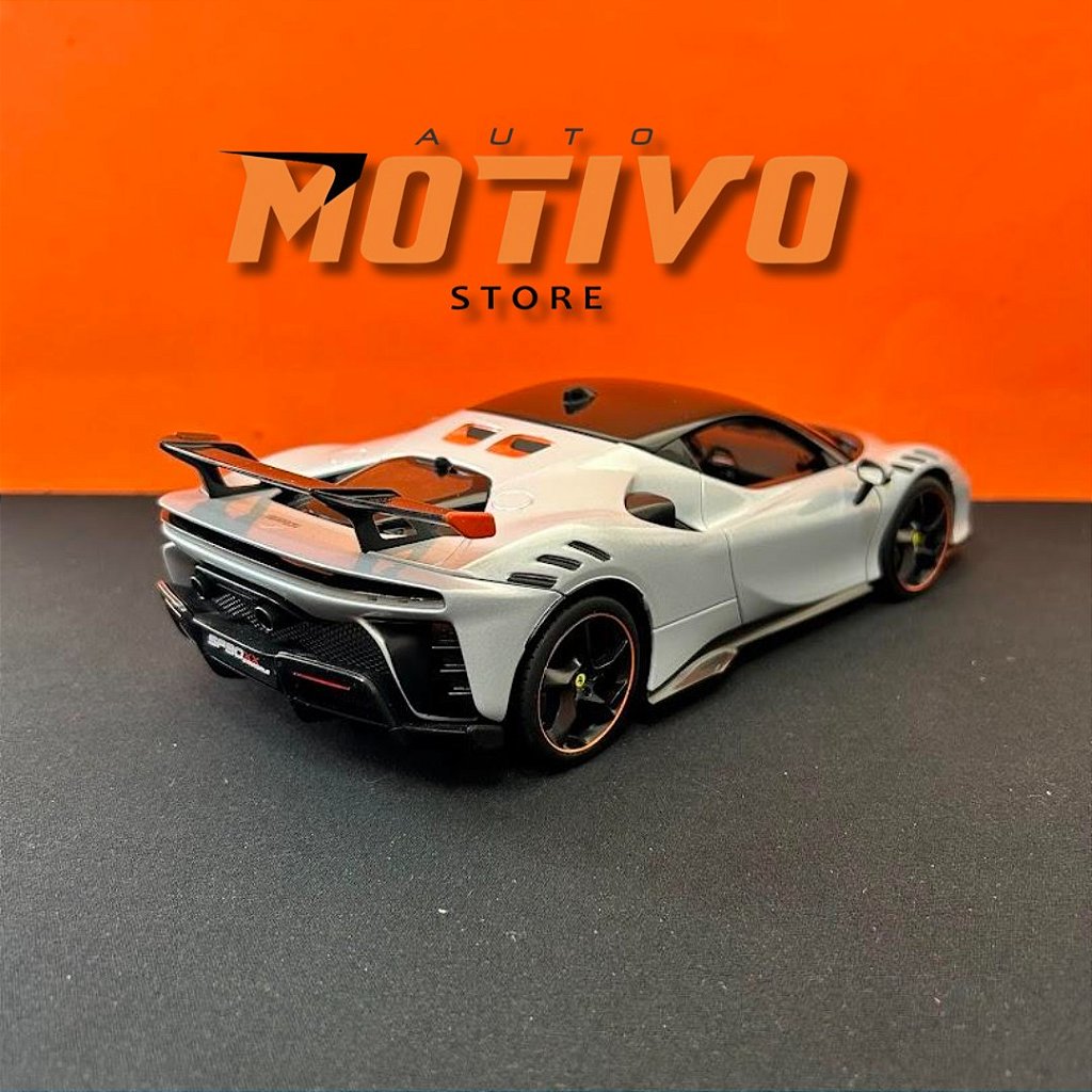 Miniatura carro Ferrari SF90 XX Stradale 1/18 - AutoMOTIVO Store