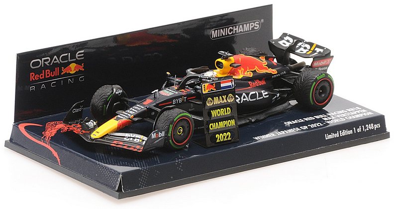 MINICHAMPS レッド・ブル RB13 M. Verstappen Minichamps Red Bull - MAX Verstappen -2022 Japanese GP 1:43