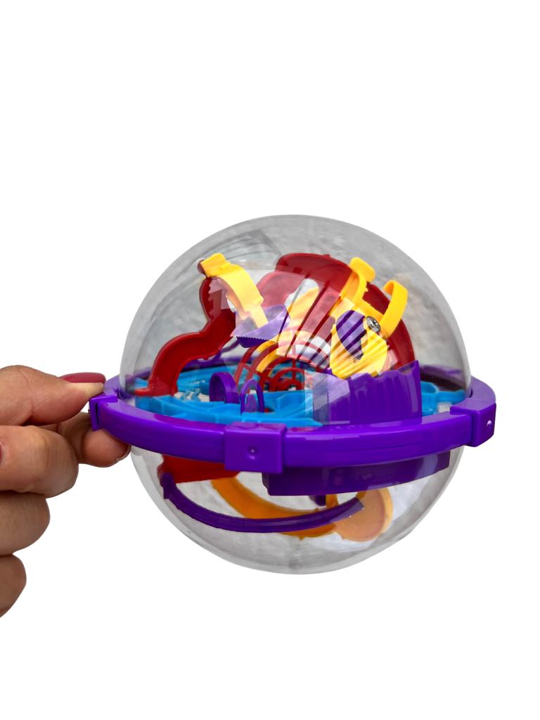 Bola de quebra-cabeça arco-íris em 3D