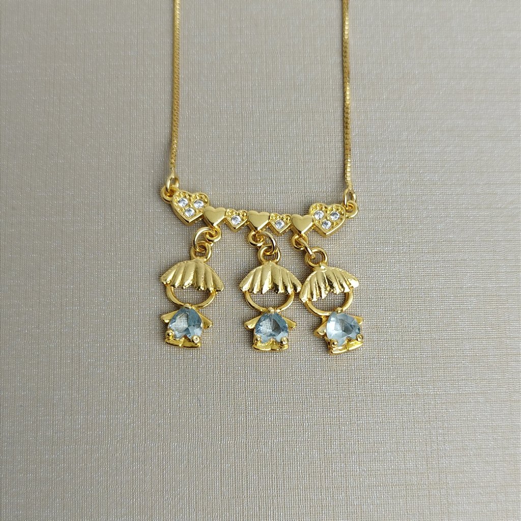 COLAR COM PINGENTE DE FILHOS MÃE DE 3 SEMIJOIA COM BANHO DE OURO 18K -  EKOARA SEMIJOIAS, image size:1024x1024