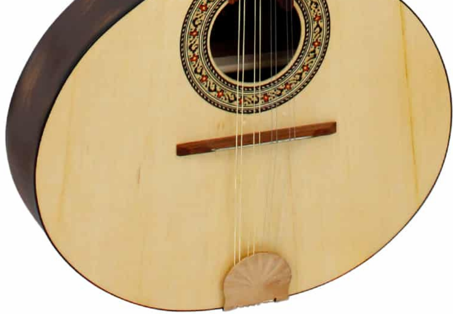 Detalhe do tampo maciço do violão