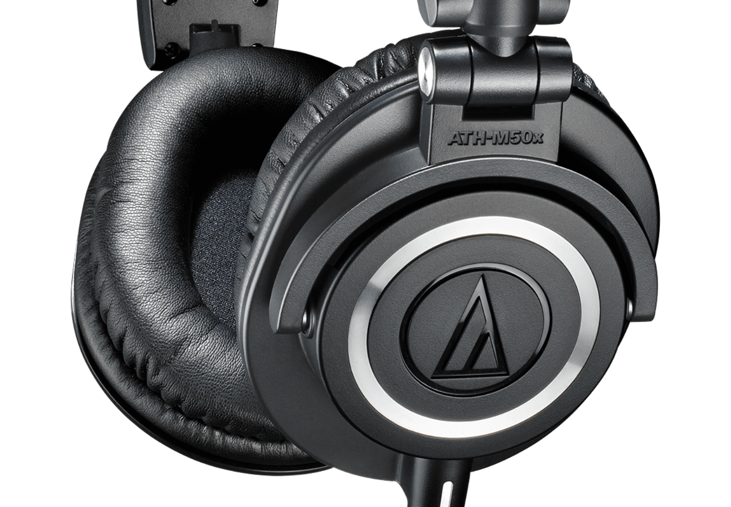 Conchas do ATH-M50x girando em 90 graus para monitoramento
