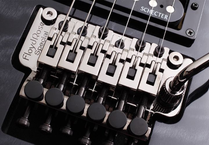 Acabamento STBLK See-Thru Black com quilted maple