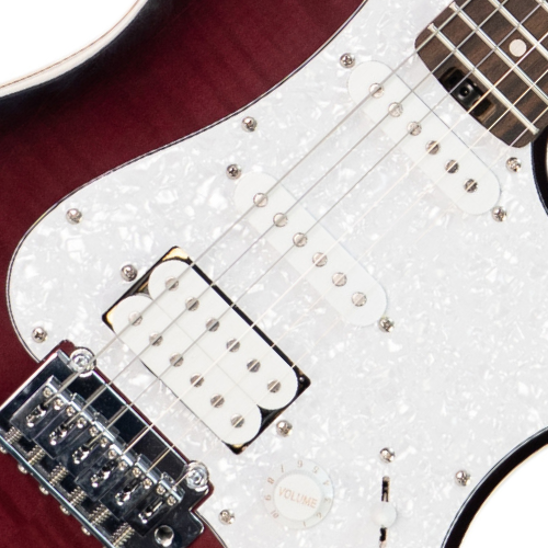 Headstock clássico com tarraxas blindadas cromadas