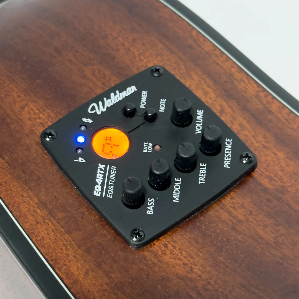 Detalhe do tampo em Solid Spruce para máxima ressonância