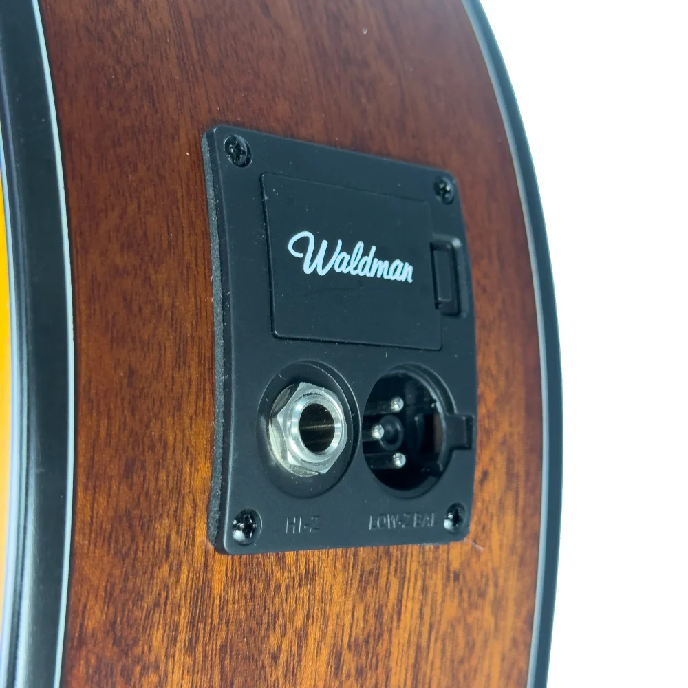 Headstock com tarraxas Open Gold para afinação precisa