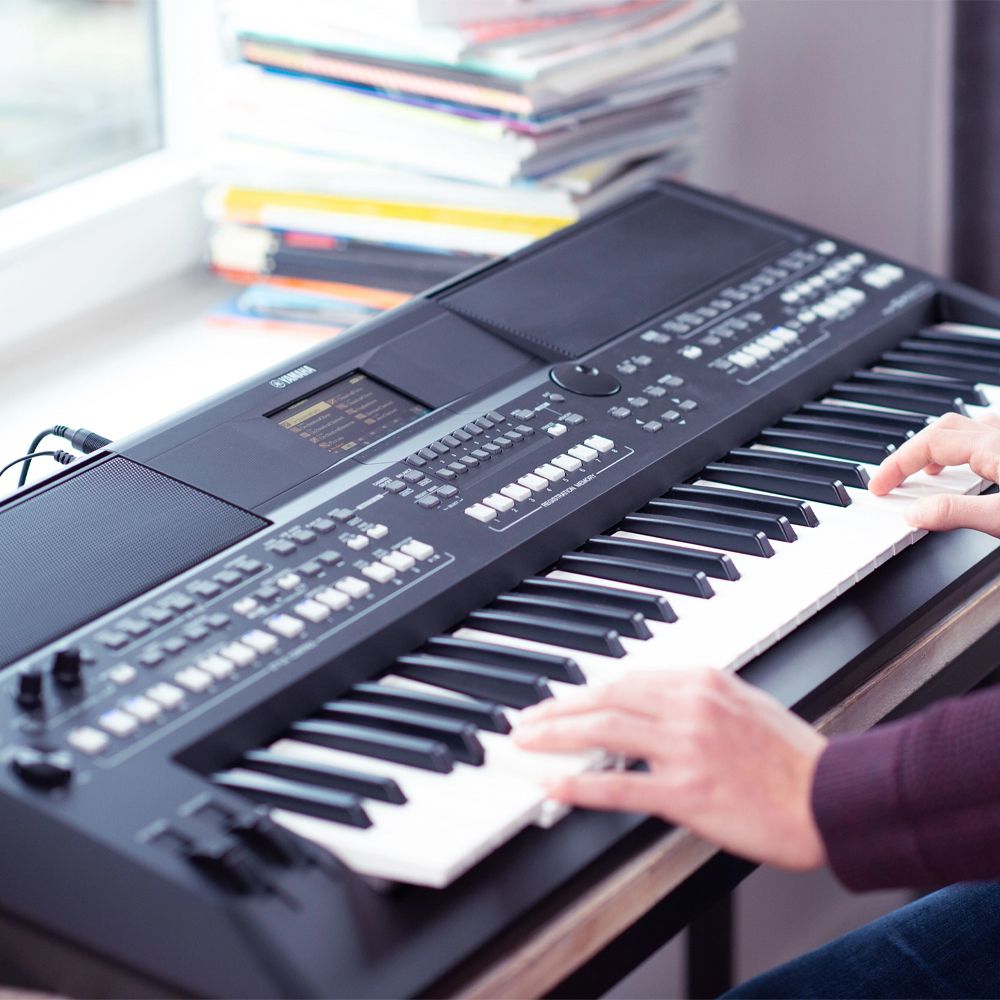 Teclado Arranjador 61 Teclas Psr Sx600 Com Fonte Bivolt Yamaha