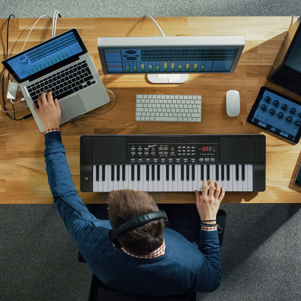 Teclado Queens Max 61 Teclas Multi Funções Com Fonte
