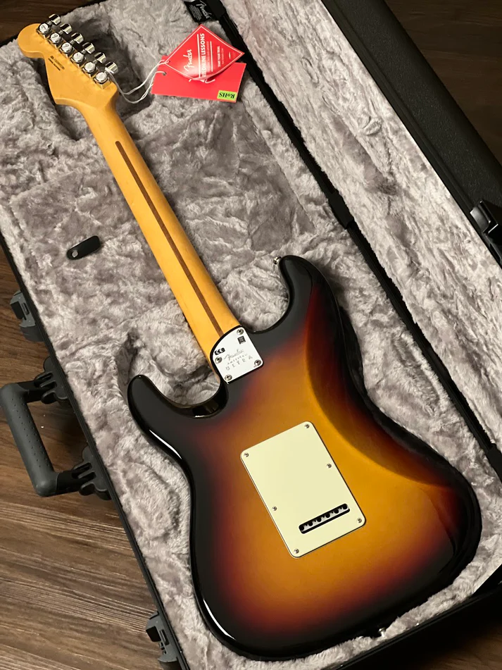 Guitarra Fender American Ultra Stratocaster® - Ultraburst - Loja