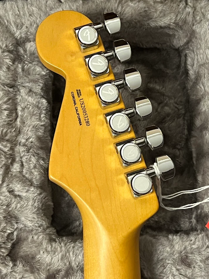 Guitarra Fender American Ultra Stratocaster® - Ultraburst - Loja