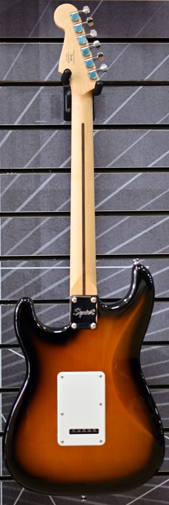 Kit Guitarra Fender Squier Sonic Stratocaster SSS 2T Sunburst
