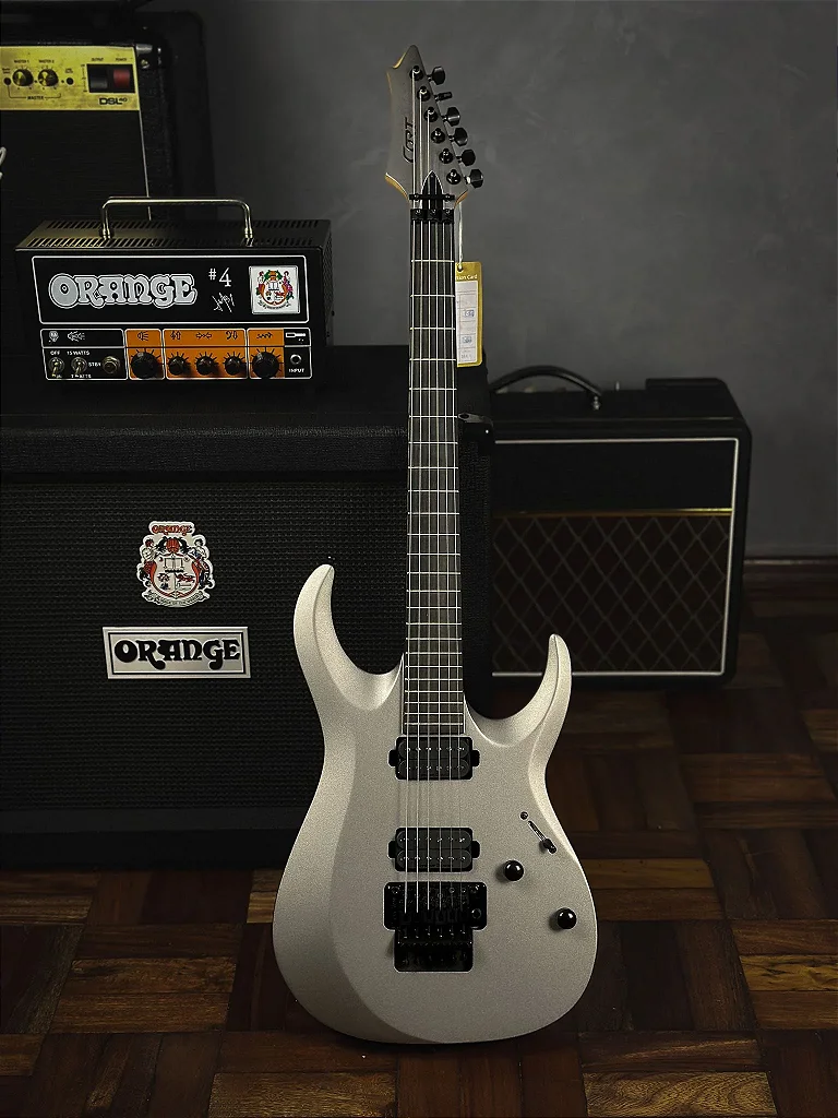 Guitarra Cort X500 Menace GS com Captadores Seymour Duncan Sentient & Nazgul e Ponte FloydRose