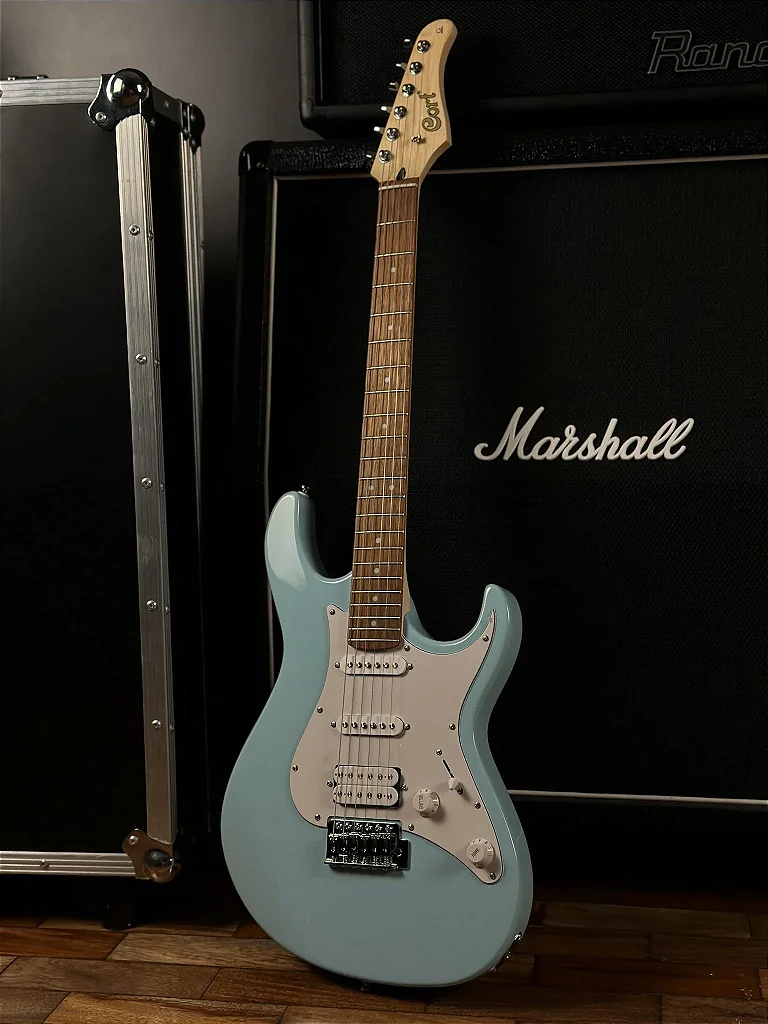 Guitarra Cort G200 SKB Sky Blue com Captadores Powersound HSS