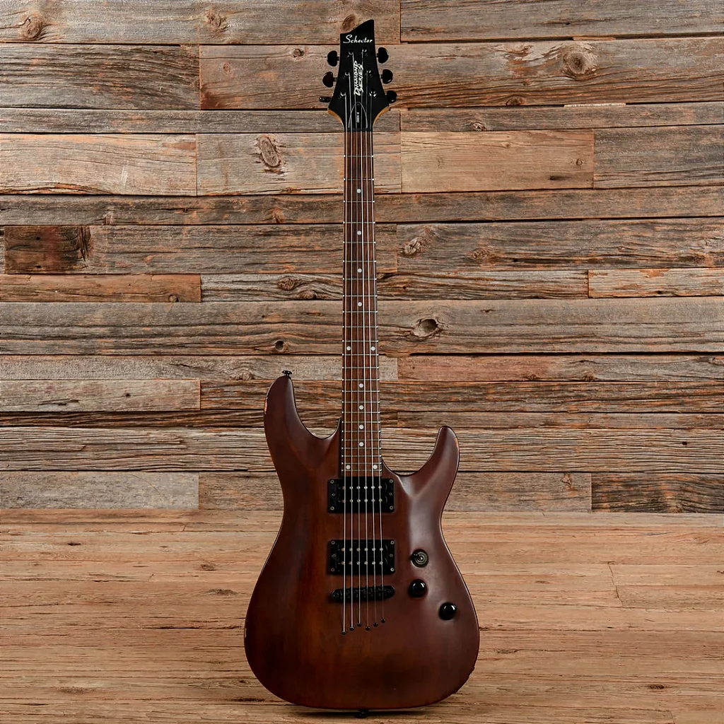 Guitarra Schecter Omen-6 WSN Walnut Satin com Diamond Plus e Tune-O-Matic String-Through 2062