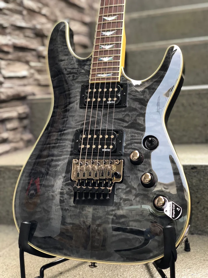 Guitarra Schecter Omen Extreme FR STBLK See-Thru Black com Diamond Plus e Floyd Rose Special 2027