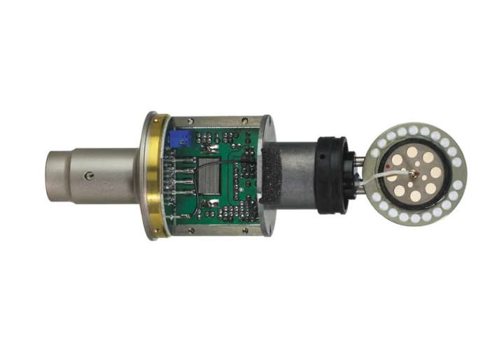 Microfone Audio-Technica AT4047/SV Condensador Cardióide Large Diaphragm - Estúdio Vocal com Shock Mount e Filtro HPF