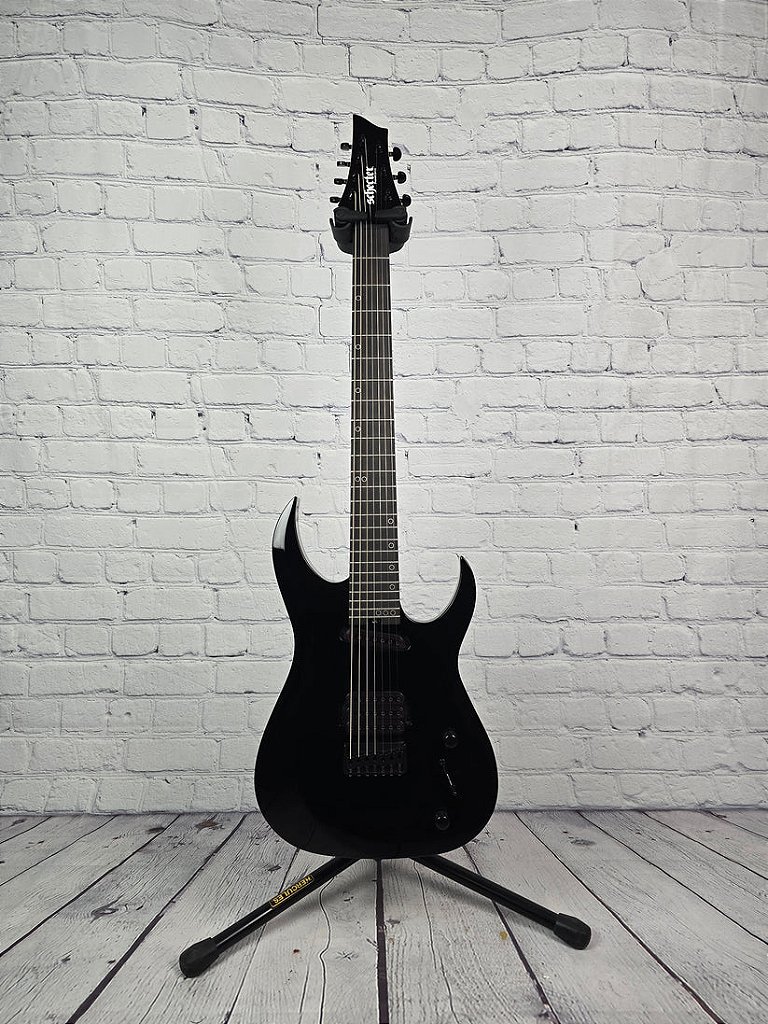 Guitarra Schecter Sunset-7 Triad Gloss Black 7 Cordas com Captadores Fishman Fluence Modern e Ponte Hipshot Hardtail 2575