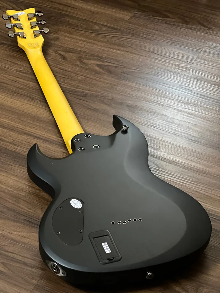 Guitarra Schecter Demon S-II SB Satin Black com Captadores Schecter Diamond Active HB-105S e Ponte Tune-O-Matic 3664