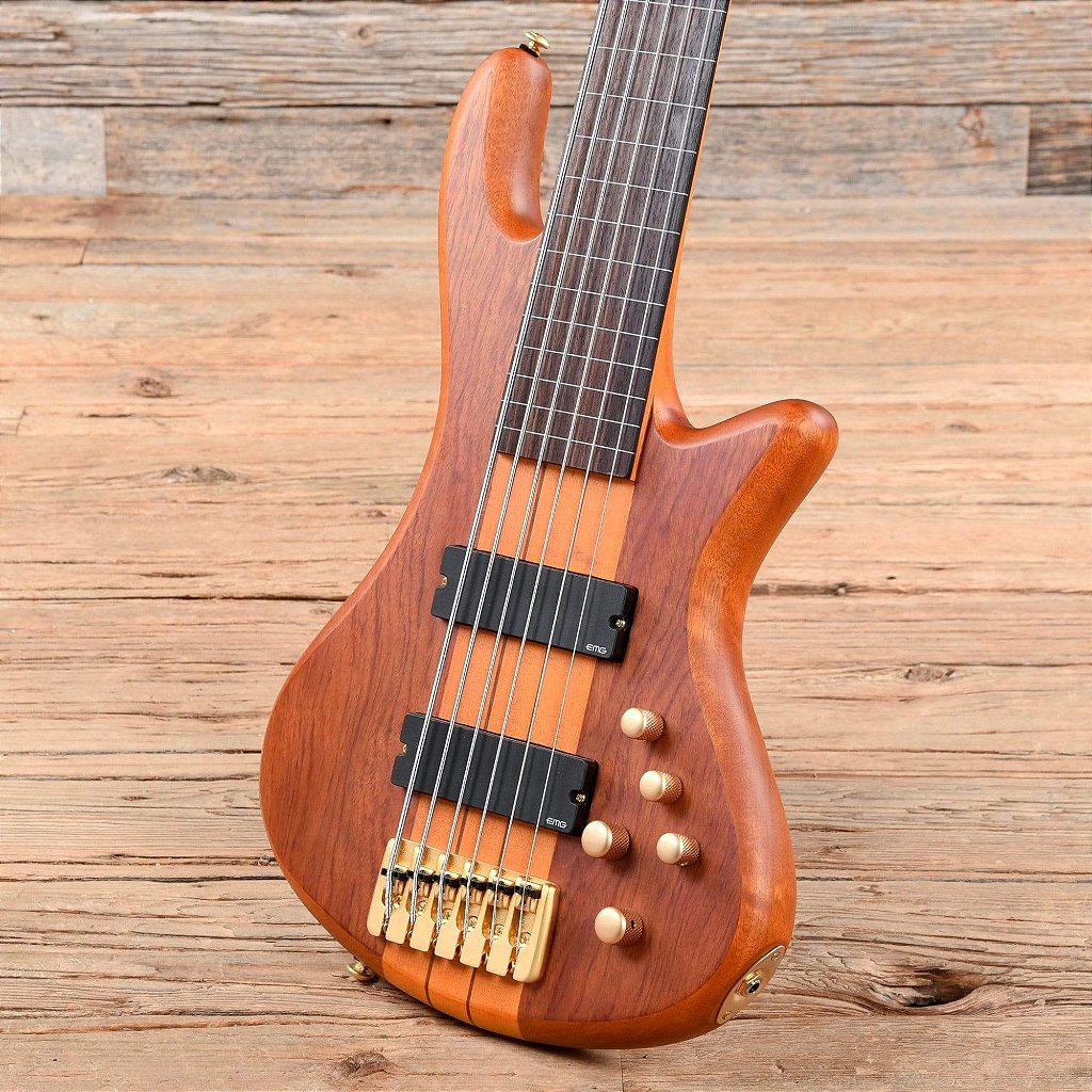 Contrabaixo Schecter Stiletto Studio-6 HSN Honey Satin com Captadores EMG 40HZ e Ponte Schecter Custom Bass String-Thru 2730
