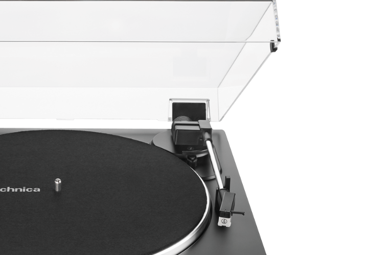 Toca-Discos Automático Audio-Technica AT-LP60X Vermelho com Acionamento por Correia e Pré-Amplificador Phono Integrado