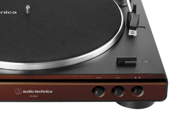 Toca-Discos Automático Audio-Technica AT-LP60X-BW com Acionamento por Correia e Pré-Amplificador Phono Integrado