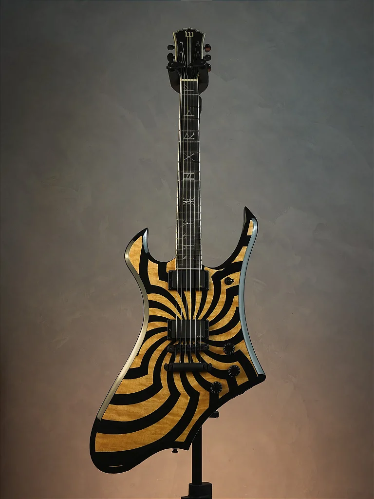 Guitarra Schecter Wylde Audio Odin Grail Black Burst Buzzsaw com Captadores EMG 81/85 e Ponte TonePros Tune-O-Matic 4577
