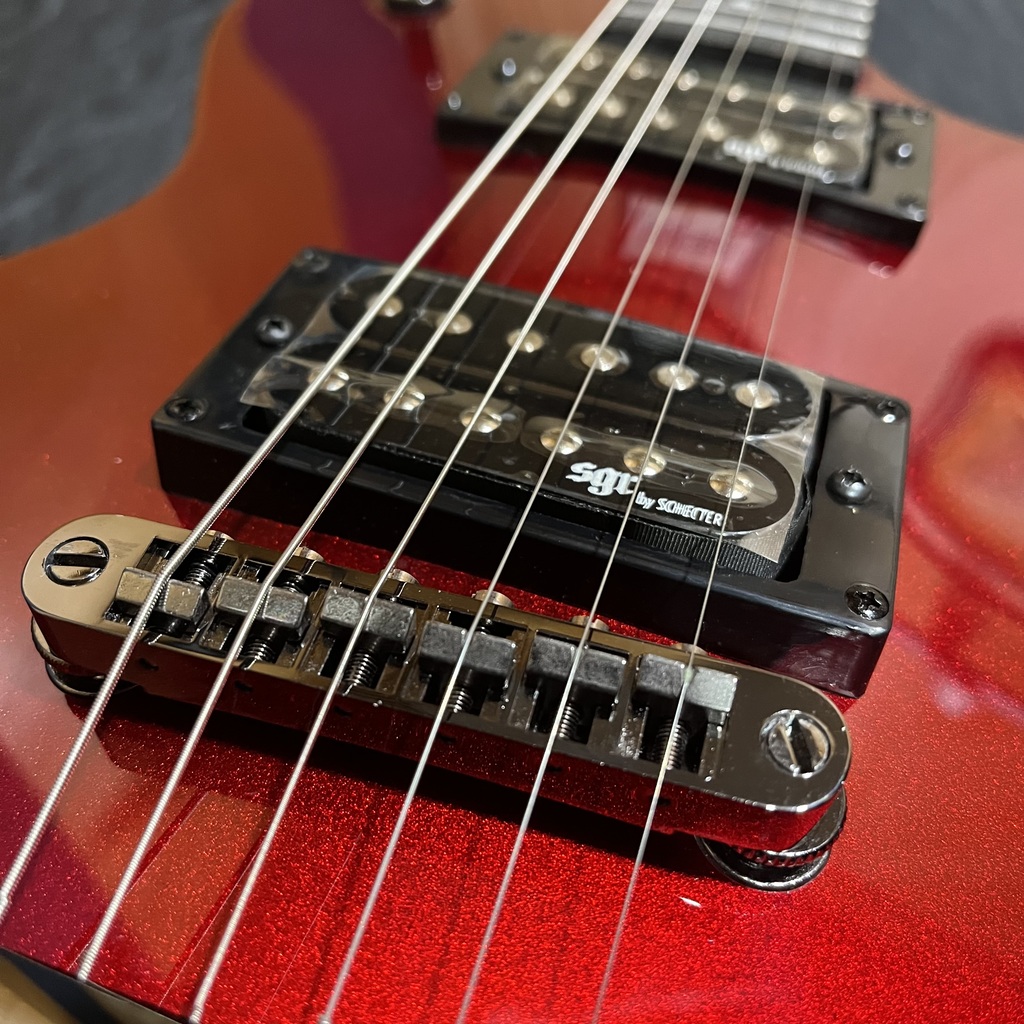 Guitarra Schecter Solo-II SGR Metallic Red com Captadores Diamond SuperRock-II HH e Ponte Floyd Rose Special 3843