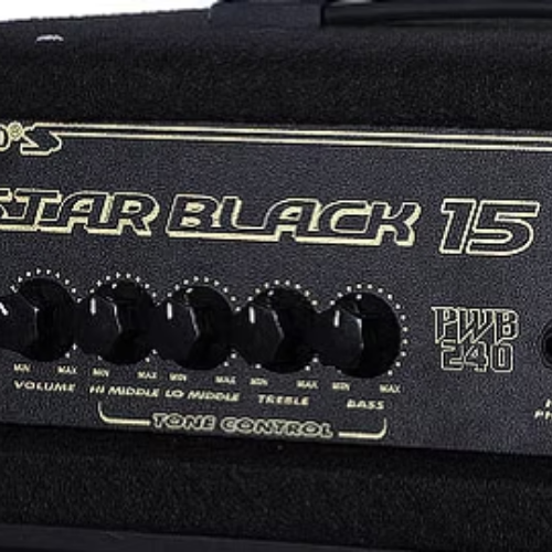 Amplificador Meteoro Star Black 15 240W 15 Polegadas para Contrabaixo com Falante 15" Tweeter Piezo Equalizador 4 Bandas Entradas Ativa/Passiva e Saída Balanceada para Graves Potentes e Definição Profissional