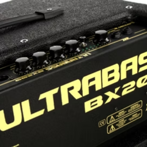 Amplificador Meteoro UltraBass BX200 250W 15 Polegadas para Contrabaixo com Falante 15" Piezo Elétrico 5 Presets de Som via Chave Eletrônica Saída de Linha Balanceada e Saída para Caixa Externa para Graves Potentes e Versatilidade em Shows