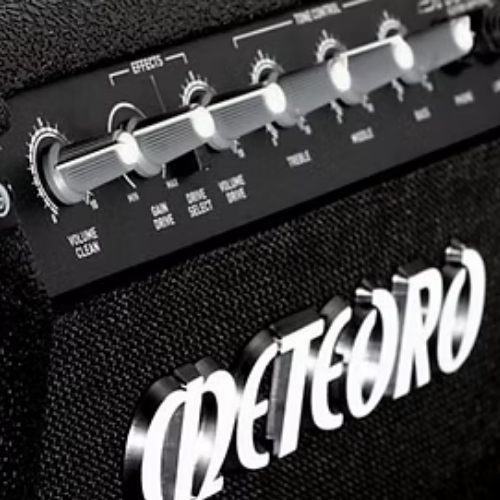 Amplificador Meteoro Space Guitar 50W RMS 10" para Guitarra com Falante 10 Polegadas, 2 Canais Clean/Drive, Reverb, EQ 3 Bandas e Auxiliar