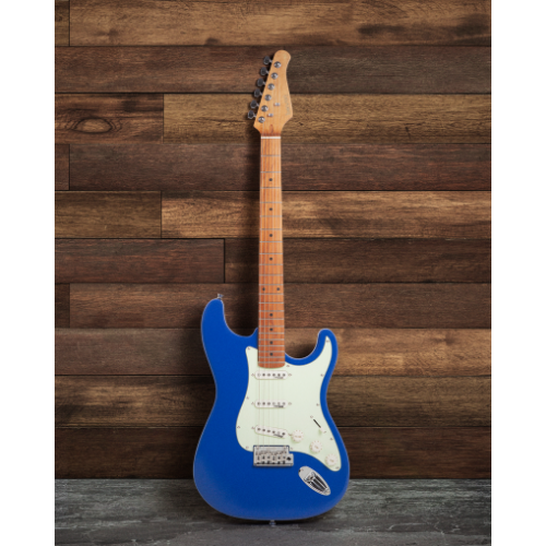Guitarra Benson Hardy HD 901 SNB MGPG Sonic Blue com Captadores Wilkinson Alnico 5 Single-Coil Ponte Wilkinson Tremolo 2 Pivôs Pickguard Mint Green e Bag