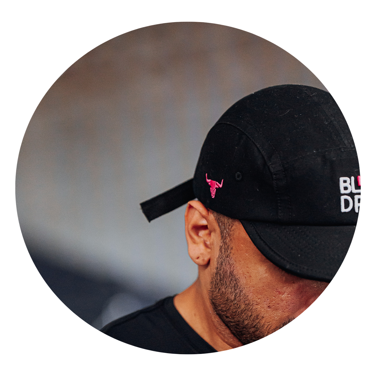Boné Five Panel Street Bulldrop - detalhe traseiro e ajuste