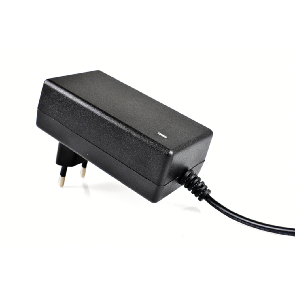 Fonte Chaveada Evus PDC-2A 12V 2A 24w Bivolt Automático