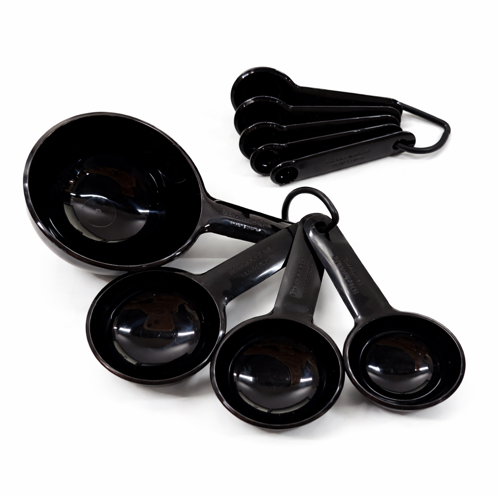 KitchenAid Kit Xicaras Medidoras + Colher Medidoras Preto - Comprar ...