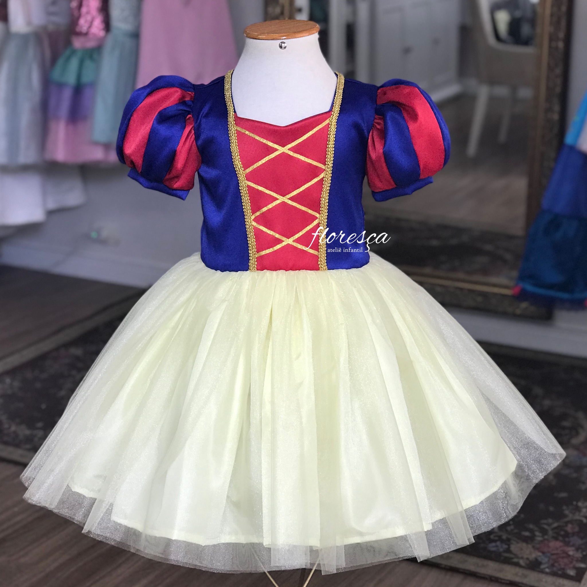 Vestido Infantil Princesa Branca de Neve Curto | Floresça Ateliê - Floresça  Ateliê Infantil