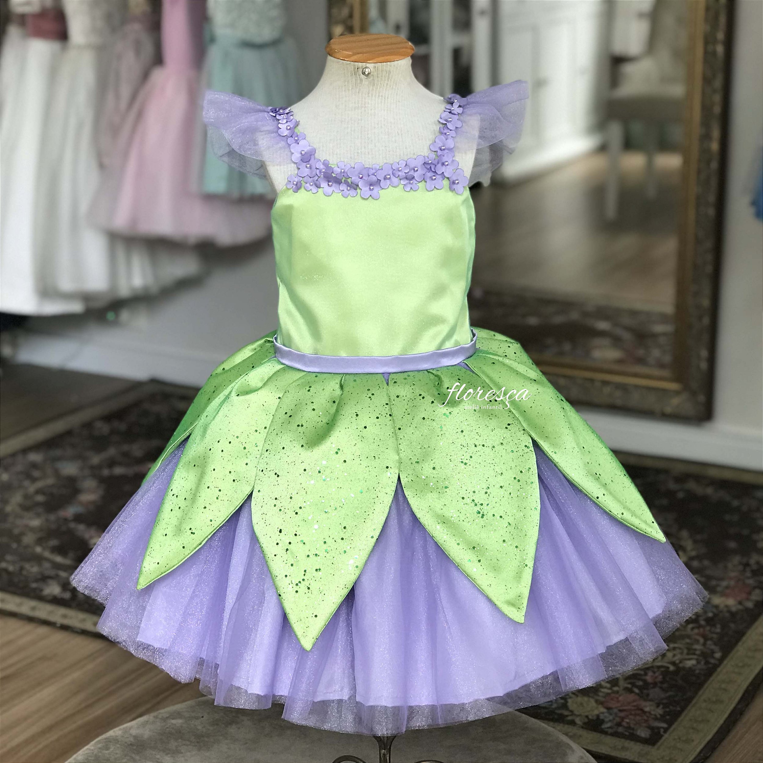 FANTASIA VESTIDO LILAS LONGO RENDA PRINCESINHA SOFIA LUXO