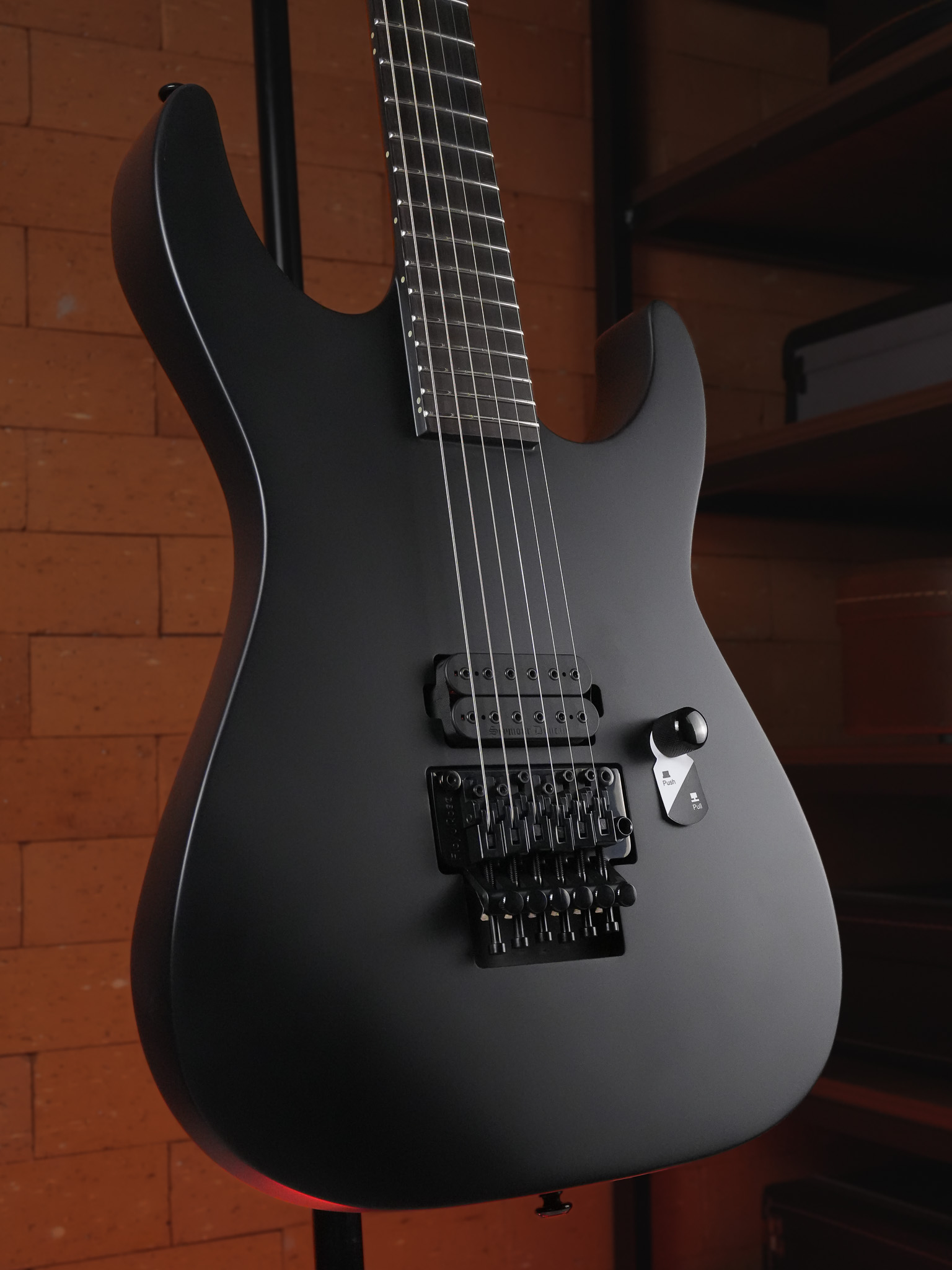 guitarra-esp-ltd-m-black-metal-lmbkmblks-black-satin-floyd-rose
