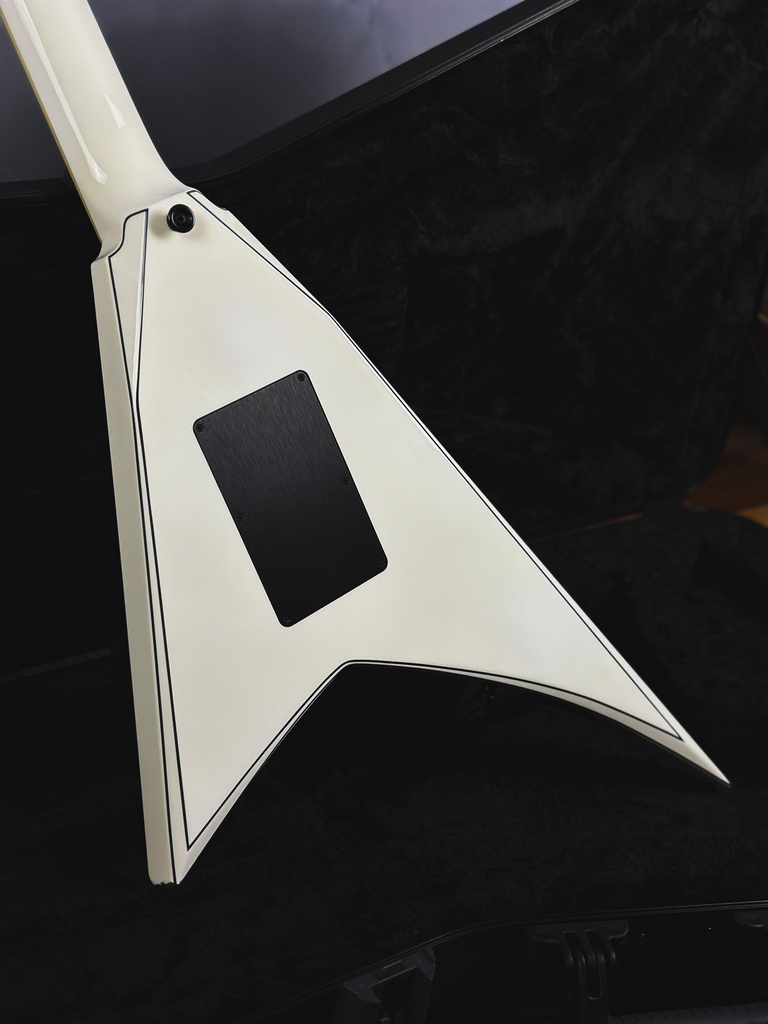 Miniatura Chitarra Jackson RR1 White V Randy Rhoads - Replica Artigianale In Legno 27,5 Cm - 6