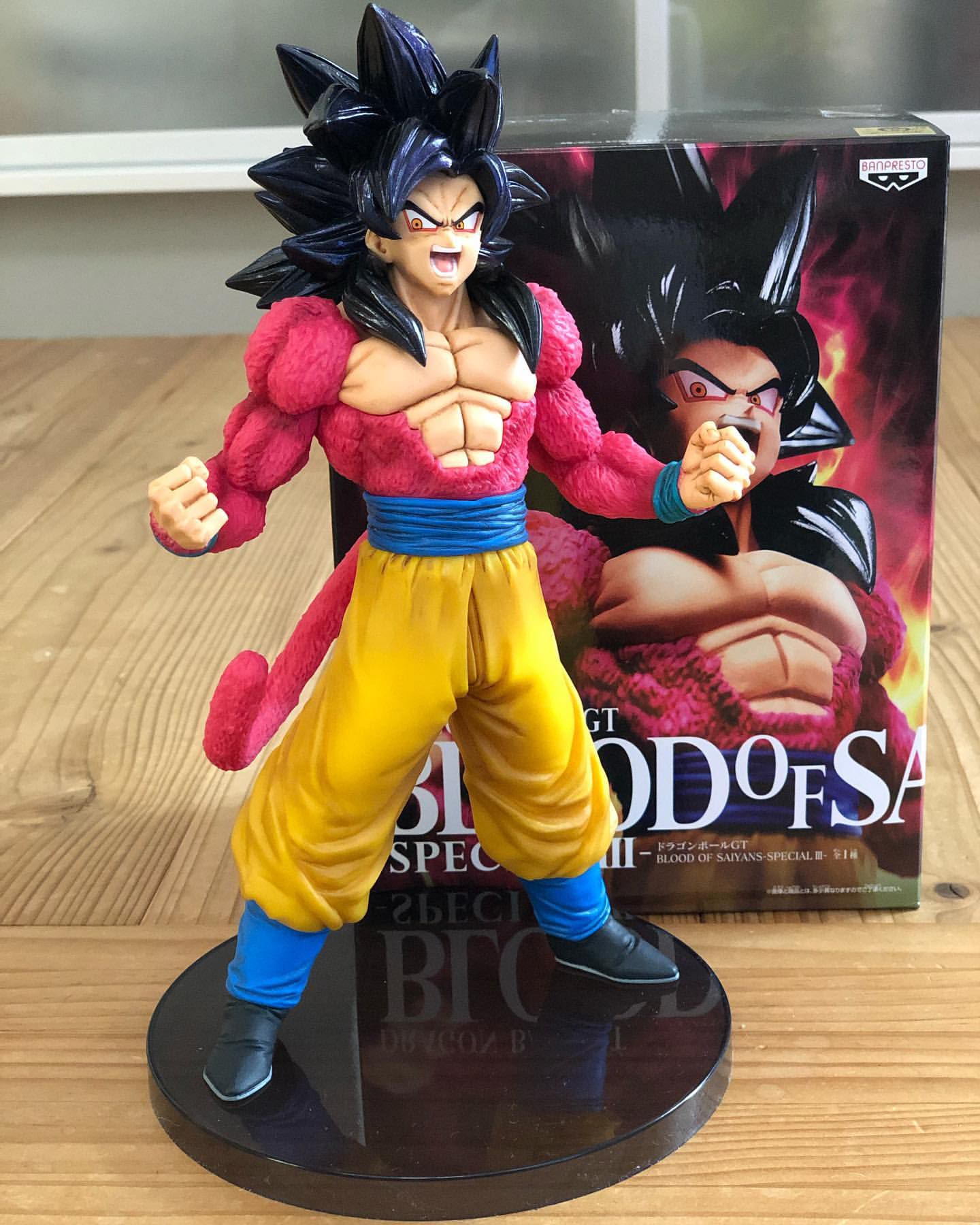 Boneco Goku Ssj4 Blood Special 3 Dragon Ball Z Original em