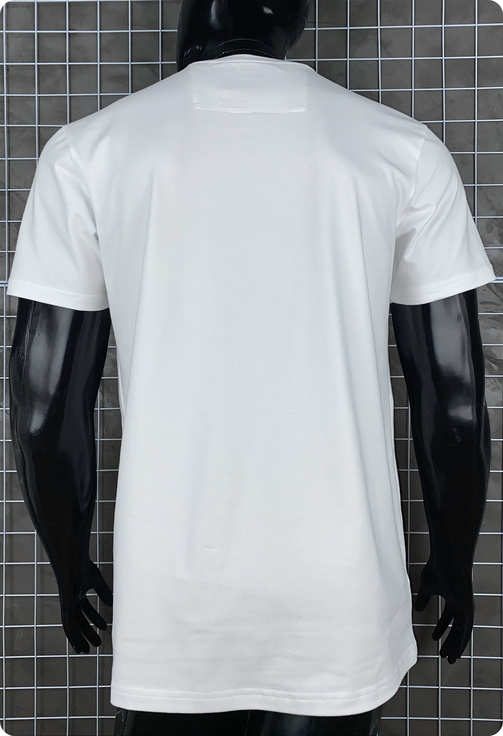 Camiseta masculina premium preta placa de metal frontal prateada - JOHN  VERDAZZI: The Ultimate Fashion Luxury E-Shop - Site Oficial