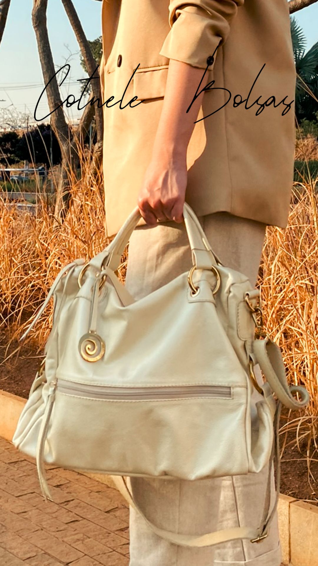 Bolsa em couro legitimo cotnele estilo saco, bolsa mole - Bolsas Cotnele -  Moda e Design em bolsas femininas em couro
