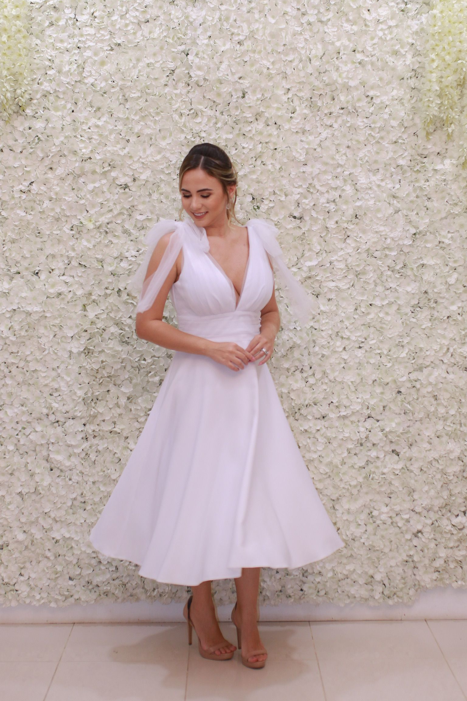 Vestido branco store com laço