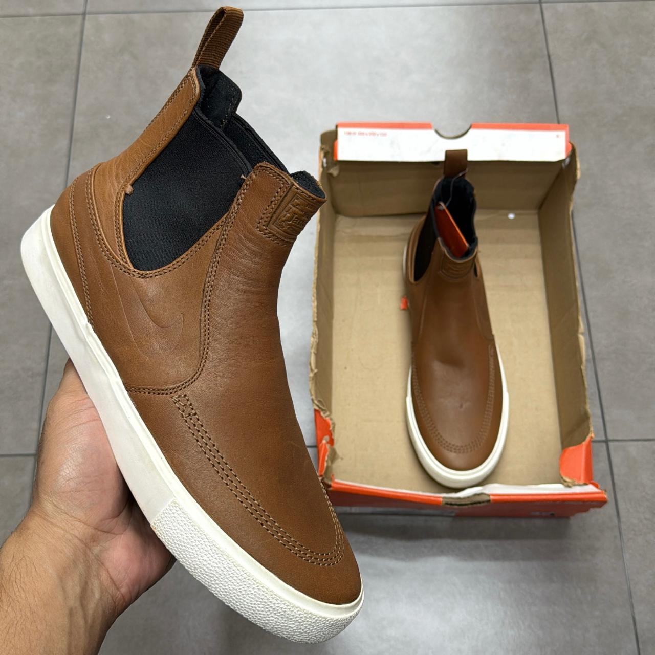 TÊNIS NIKE SB ZOOM STEFAN JANOSKI SLIP MID RM LIGHT TAN (CAIXA