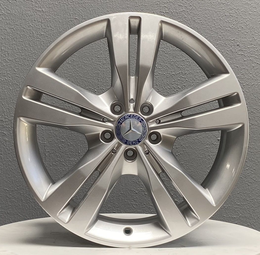 Jogo De Rodas Mercedes ML 350 2015 Original Prata 5x112 - 19x8 Jogo De Rodas Mercedes ML 350 2015 Original Prata 5x112 - 19x8