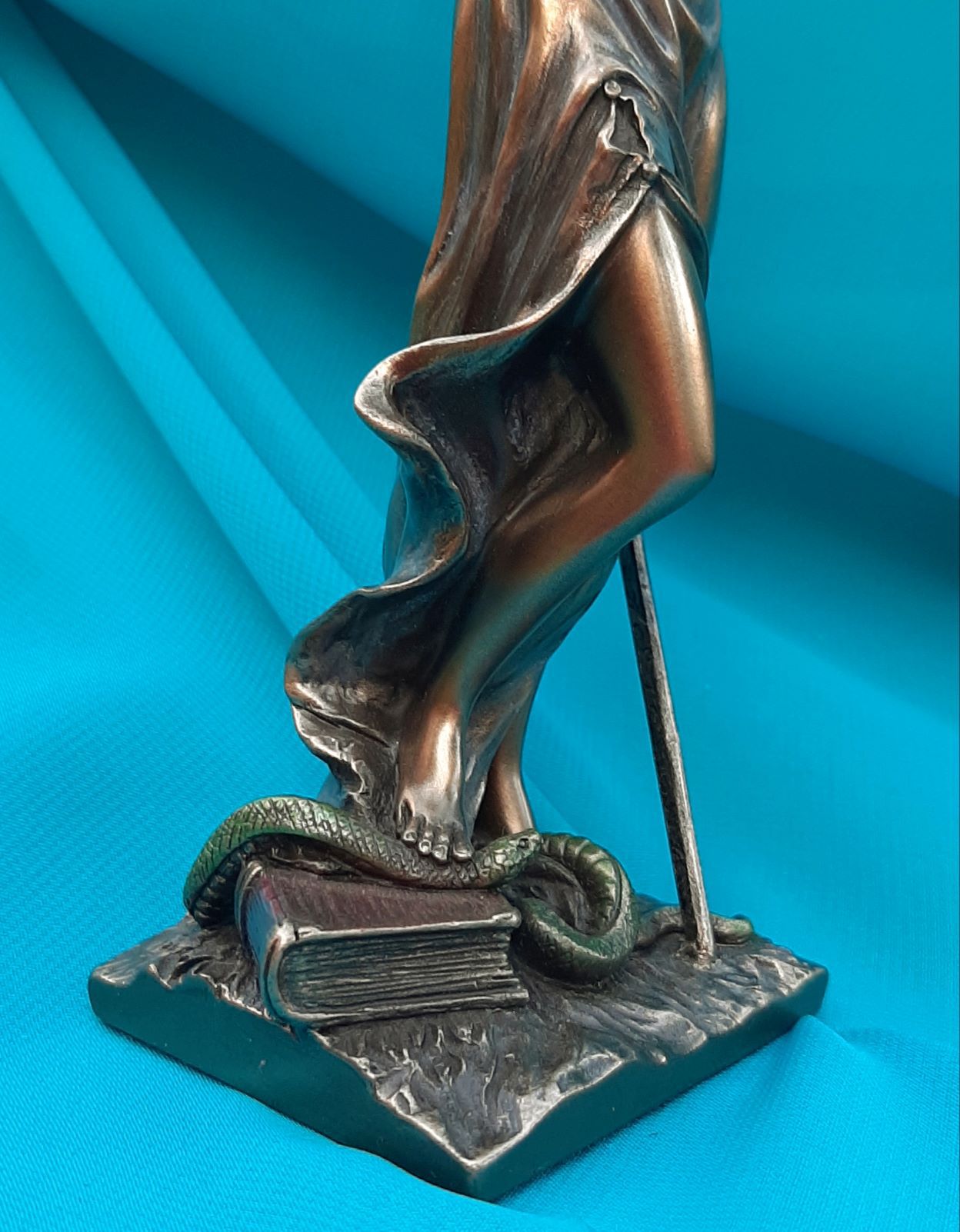 TÊMIS JUSTIÇA 20 CM, VERONESE - Arati