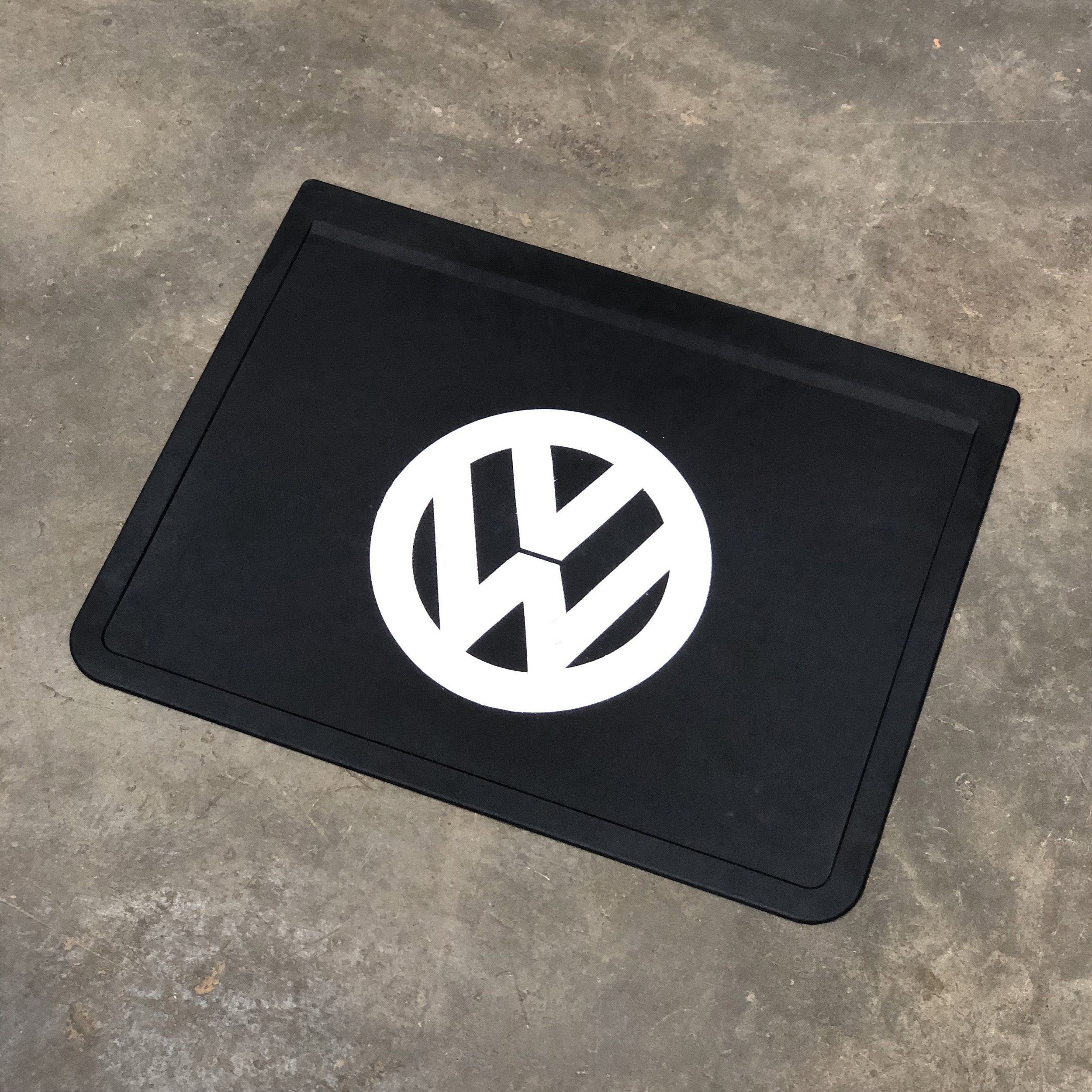 Apara Barro Dianteiro Volkswagen 46x36cm - Planeta Truck Peças e