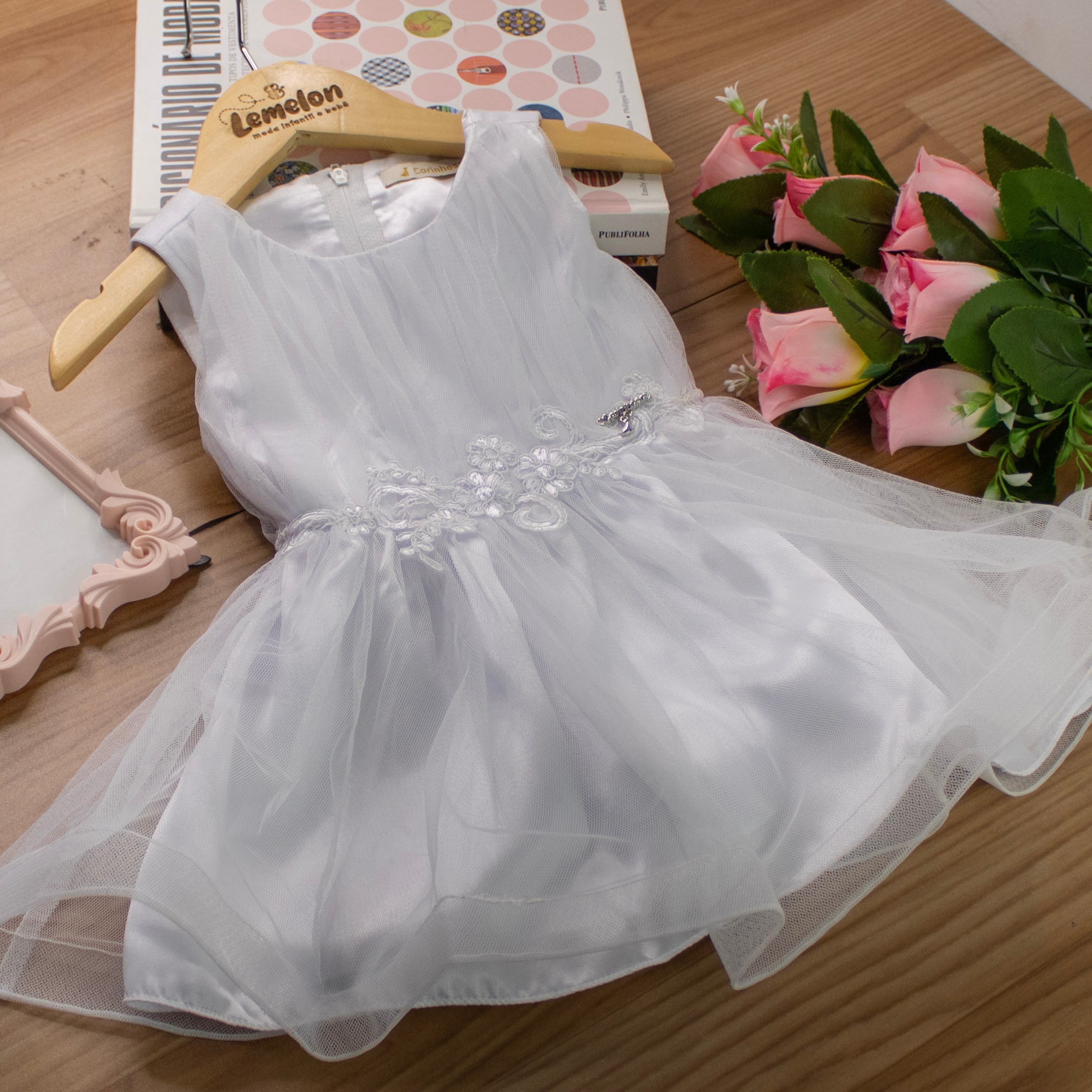 Vestido Infantil Feminino Branco de Cetim e Tule - Roupa Infantil|Lemelon  Moda Infantil e Bebê