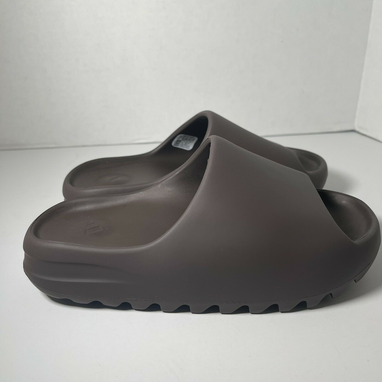 2024年 お歳暮・冬ギフト特集 Yeezy adidas Slide Hype Conceito | ZeroUm Boutique - 'Soot' 靴