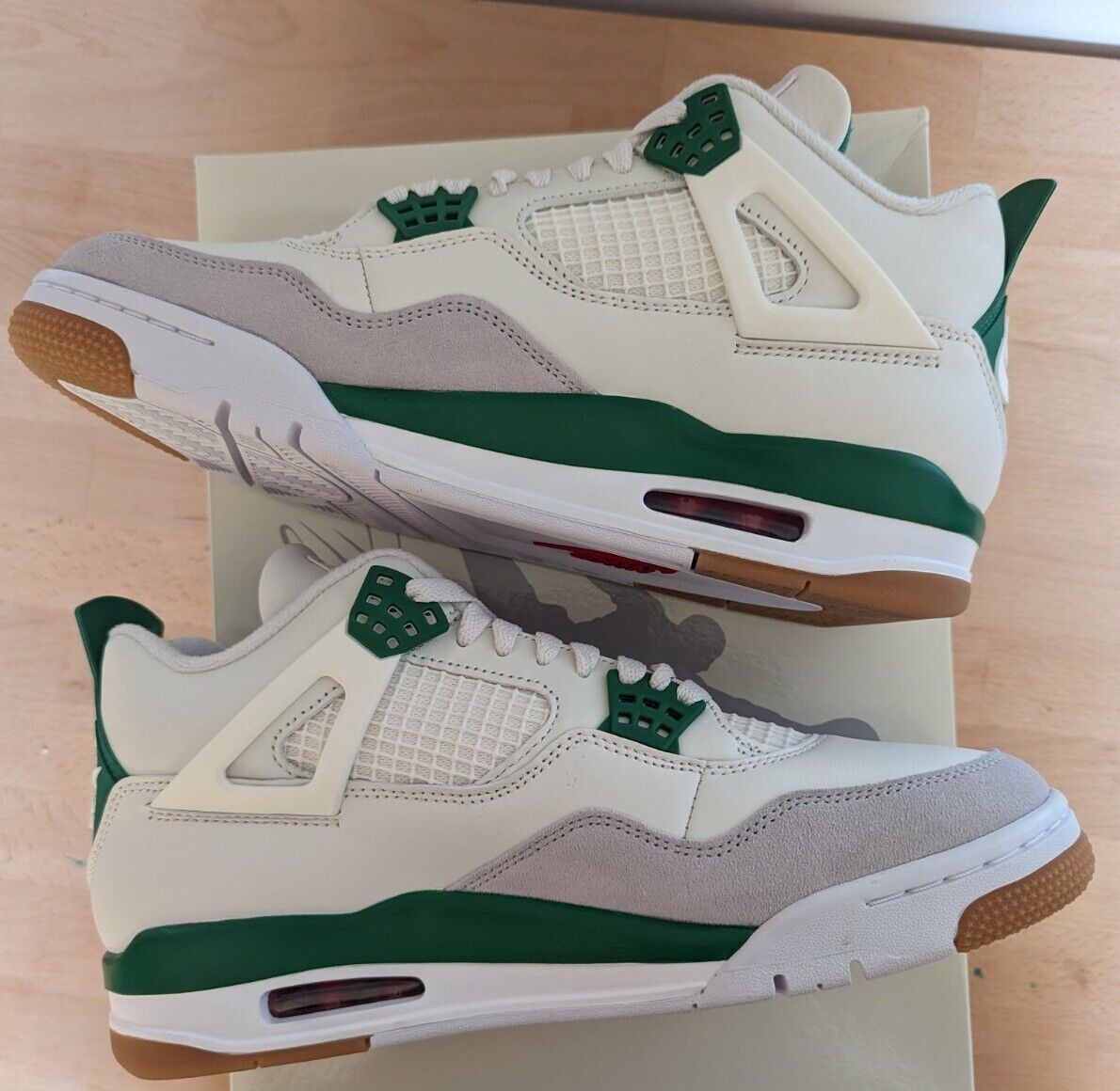 高評価なギフト 'Pine SB Nike x SP Retro 4 Jordan Air Green' Boutique - 靴