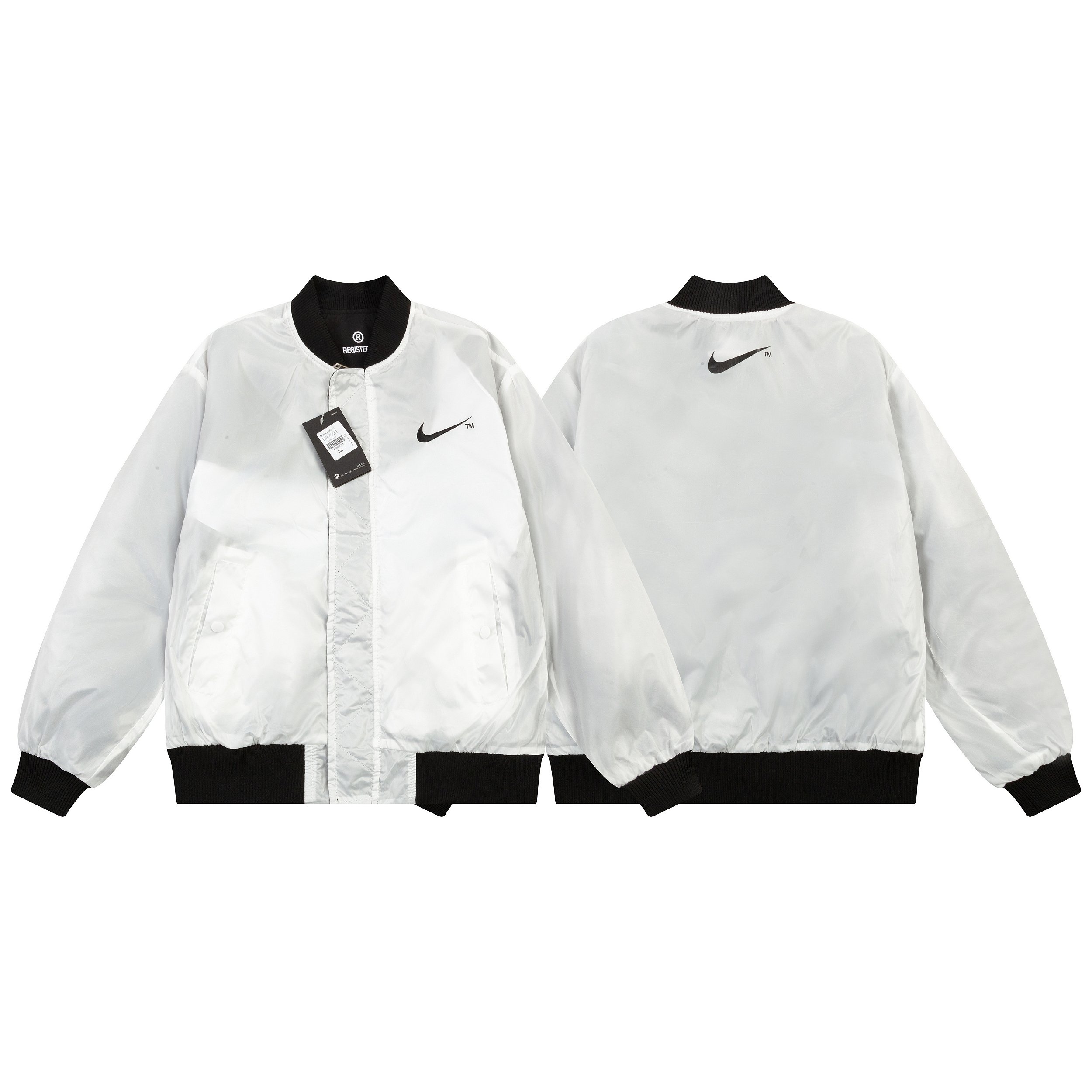 Jaqueta Nike Swoosh Reversível - Preta e Branca - Boutique ZeroUm